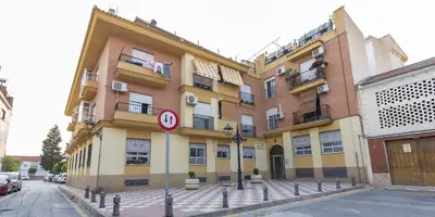 Piso en Calle Villa Churriana de la Vega