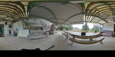 CASA CON FINCA EN VALLESECO