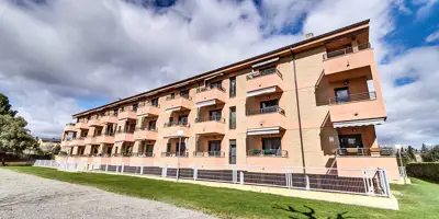 REMAX Lodonar - Seis
