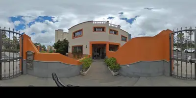 Chalet pareado de cuatro habitaciones, Santa Cruz